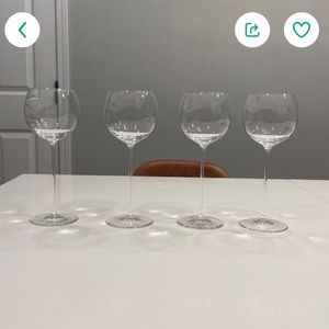 Crate & Barrel 13 oz Long Stem Camille Wine Glasses (4)